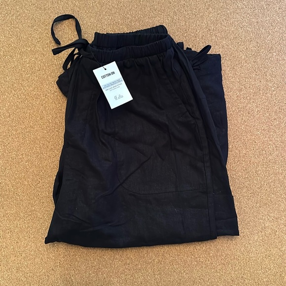 COTTON ON - HAVEN CAPRI PANT - BLACK - NWT! - Picture 1 of 2